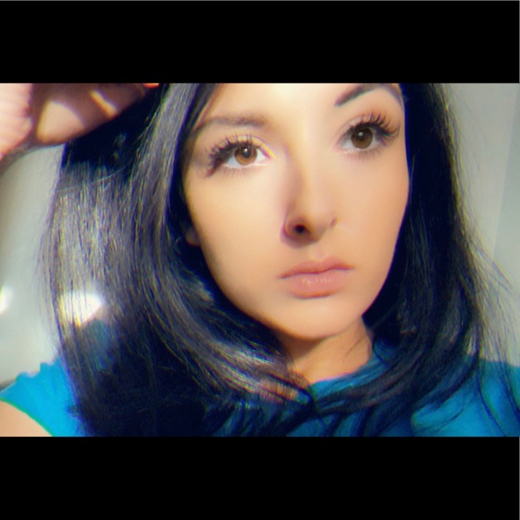 Meet your Posher, Amanda - Picture 1 of 1